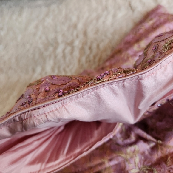 Baracci Couture Floral Lace Dress - Picture 5 of 6